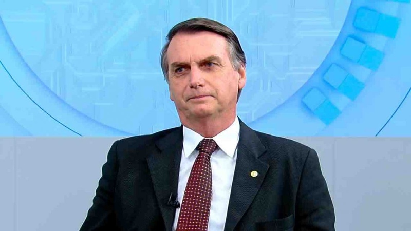 TSE condena Bolsonaro e o declara inelegível por oito anos