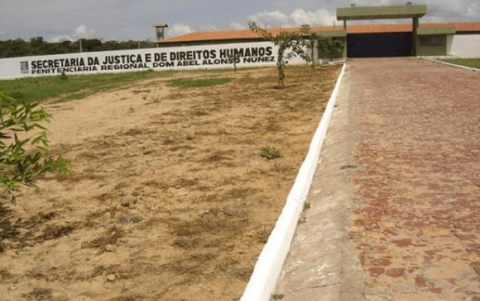 Polícia recaptura dois fugitivos da penitenciária de Bom Jesus; buscas continuam