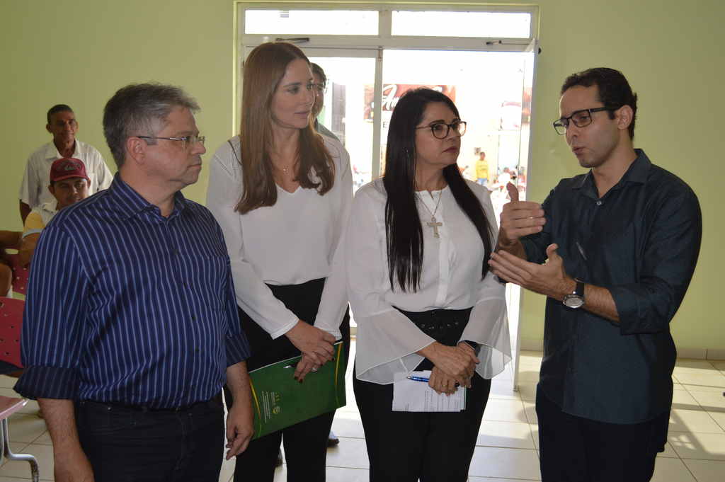 Comissão de Saúde faz vistoria no Hospital de Bom Jesus e recebe grave denúncia