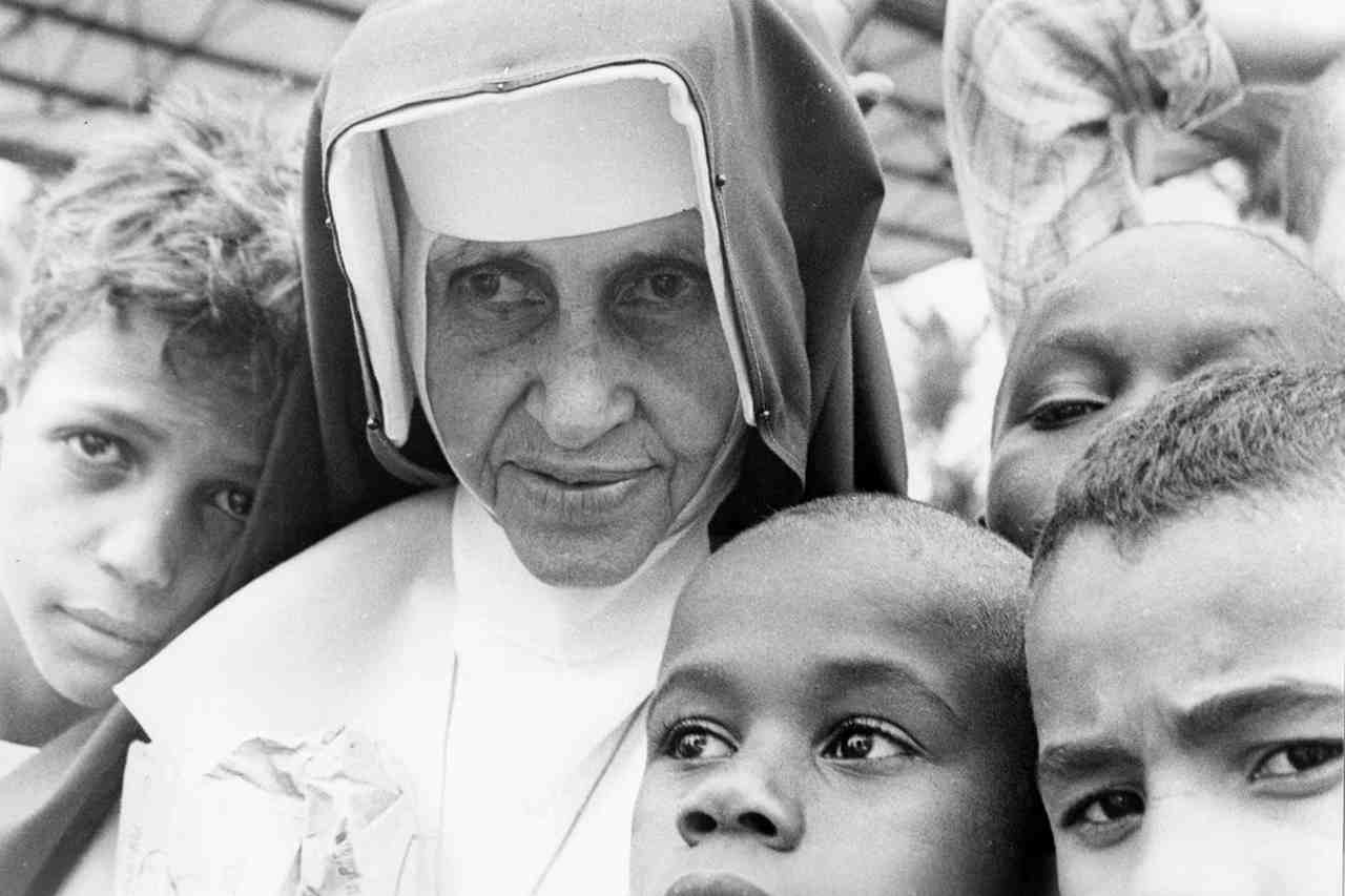 Irmã Dulce é canonizada e se torna a primeira santa brasileira