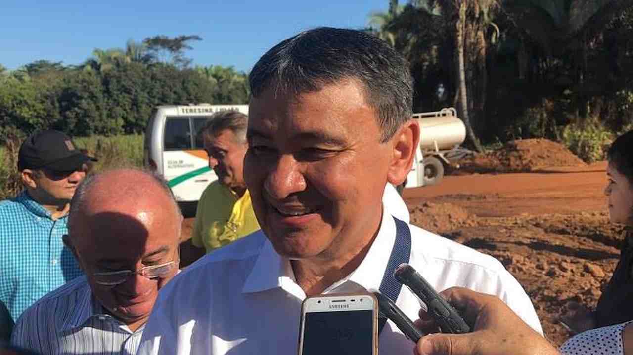 Justiça intima Wellington Dias e determina reenquadramento de servidores da Sesapi