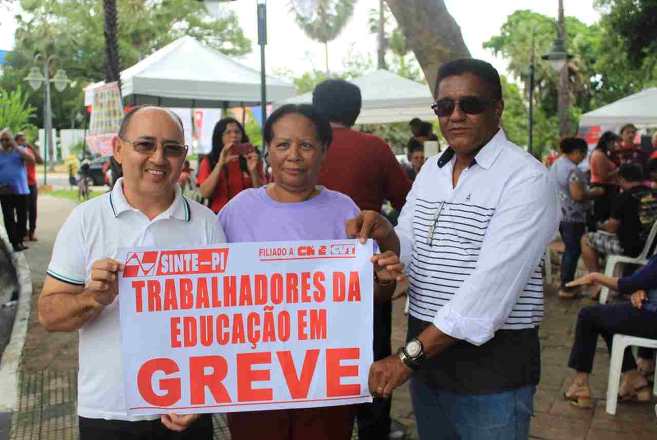 Greve dos professores da Uespi pode chegar ao fim nesta terça (05); Governo aprovou reajuste de 17%