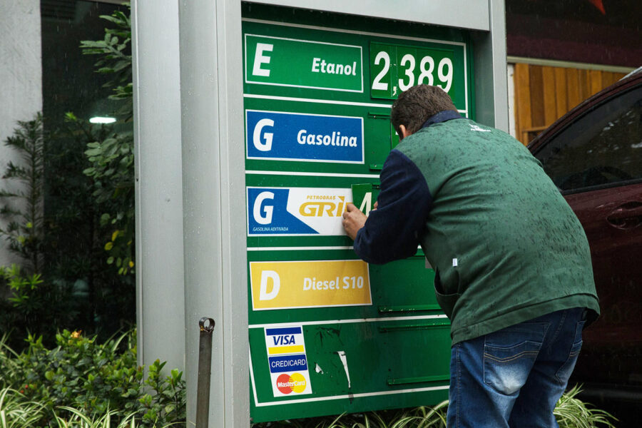 Portaria determina que postos cumpram redução do preço dos combustíveis no Piauí