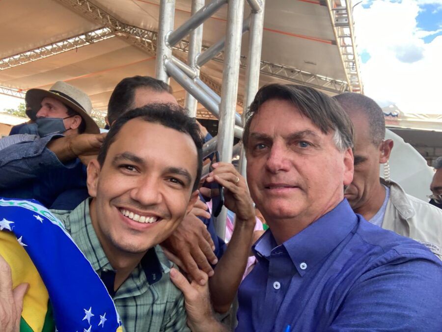Em Santa Filomena, prefeito Moreninho solicita a Bolsonaro recursos para o Sul do Piauí e criação do estado do Gurgueia