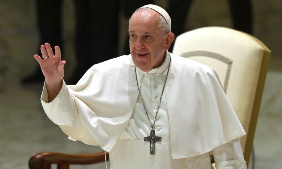Papa Francisco morreu de AVC e colapso cardiovascular, diz Santa Sé