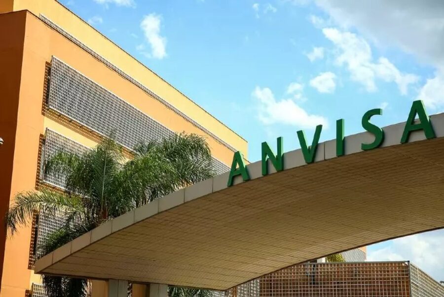 Anvisa libera remédio para tratamento da Covid-19