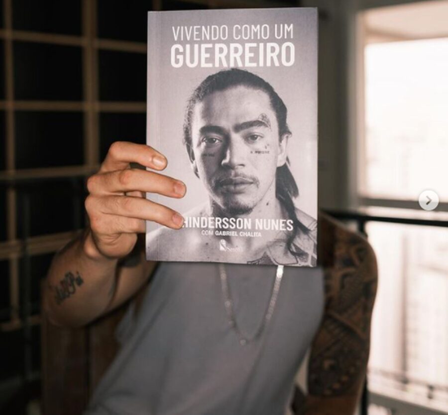 Primeiro livro de Whindersson Nunes já é o mais vendido no site da Amazon