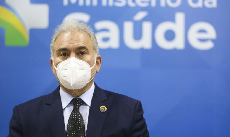 Ministro da Saúde alerta que país não atingiu pico da variante Ômicron