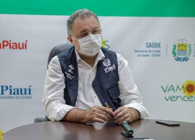 "Maioria de internados por covid não se vacinou ou não completou esquema', diz secretário
