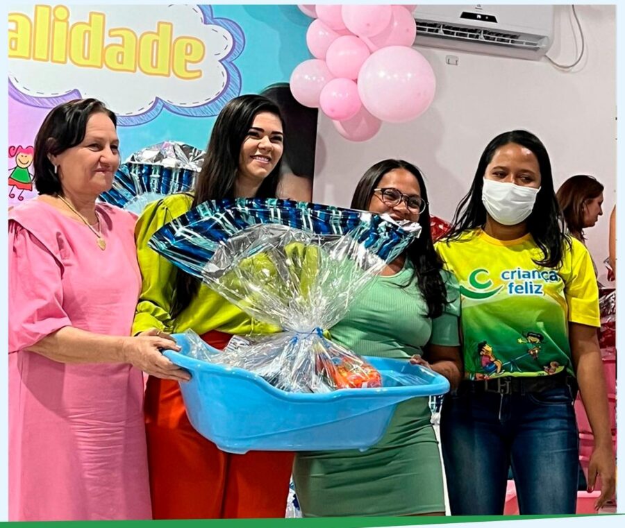 Assistência Social de Bom Jesus entrega kits natalidade para gestantes