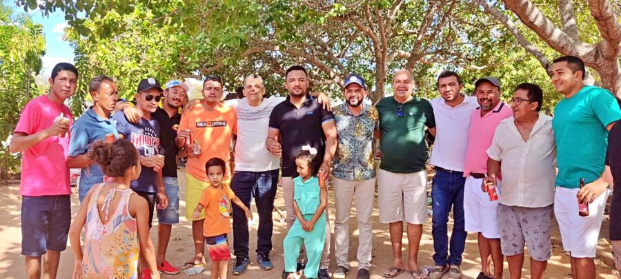 Zacarias Dias promove "festa do abraço" em Cristino Castro