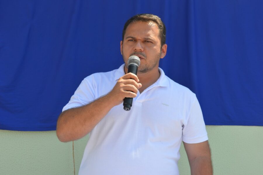 Raimundo Sobrinho, prefeito de Currais-PI