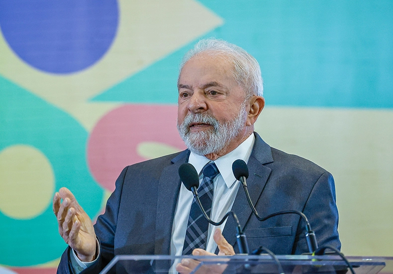 Lula será diplomado no dia 12 de dezembro, decide TSE
