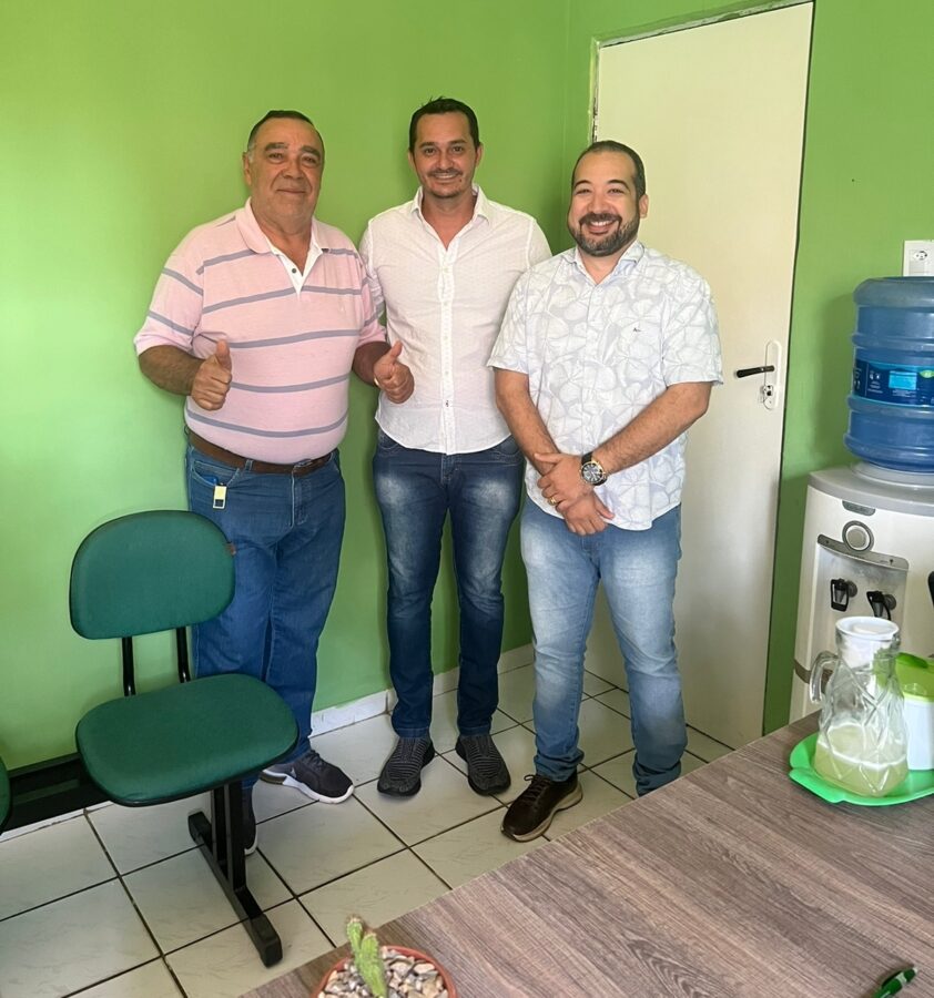 Vereador faz visita e dá boas-vindas ao novo diretor do hospital de Curimatá