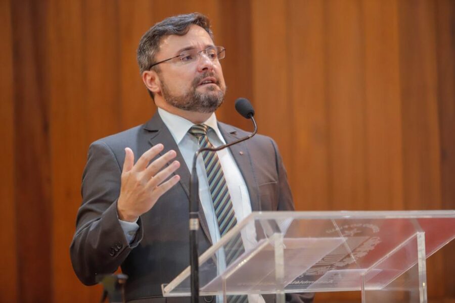 “Lula estuda maneira de compensar estados por perdas na arrecadação do ICMS”, diz Fábio Novo