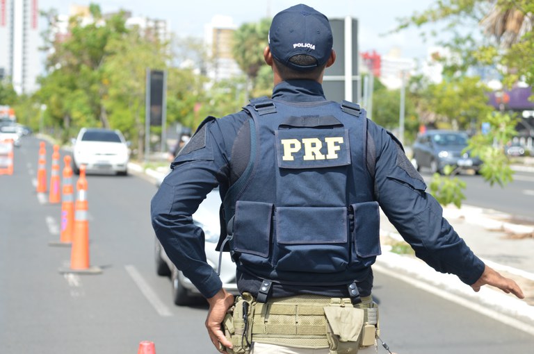 Jovem em situação de vulnerabilidade é resgatado pela PRF em Bom Jesus