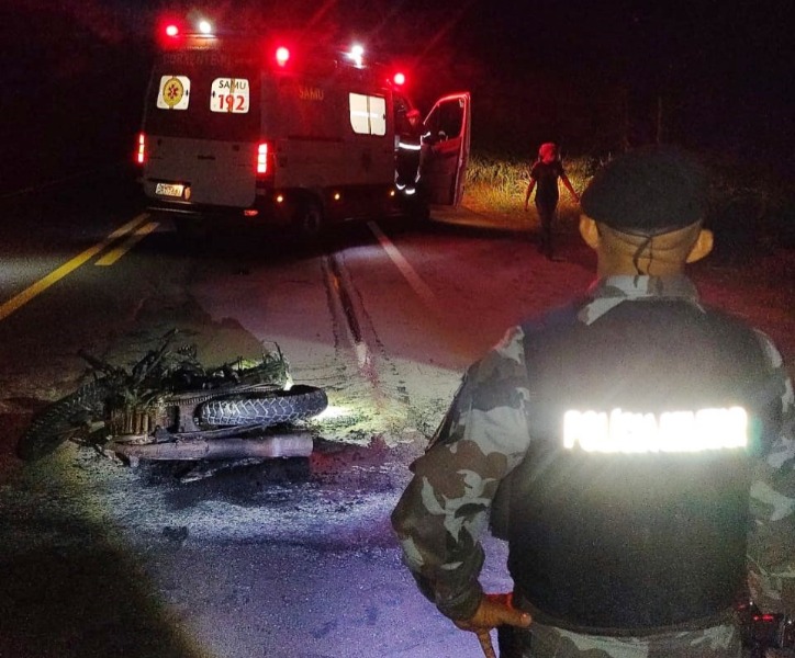 Jovem de 23 anos furta motocicleta em Cristalândia e morre carbonizado em colisão frontal na BR-135