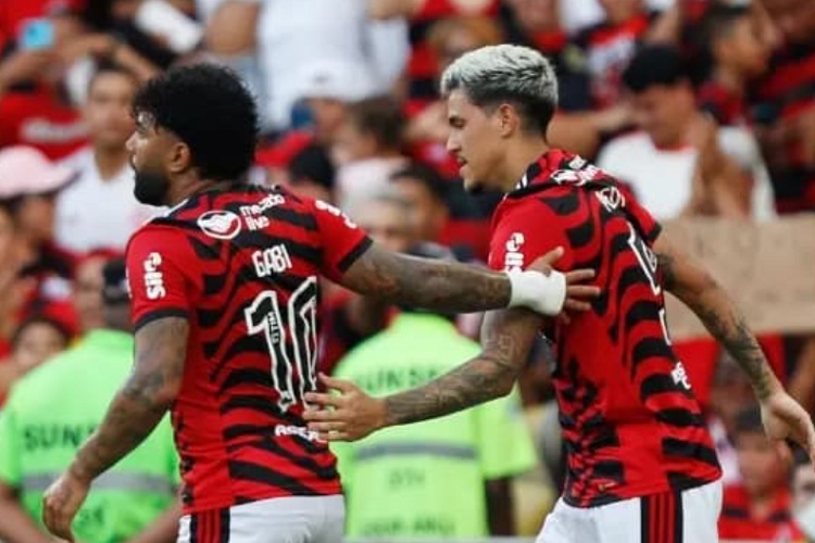 Flamengo decepciona e perde título da Recopa para Del Valle no Maraca