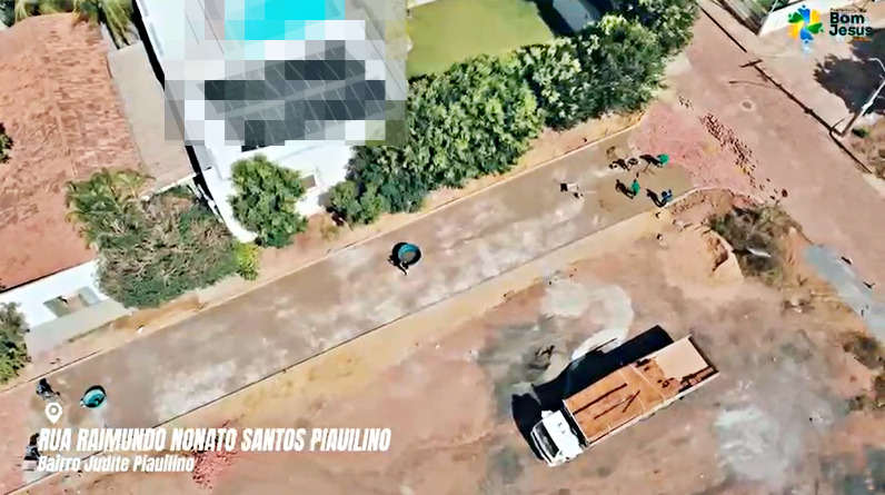 Nestor Elvas entrega centésima rua pavimentada em Bom Jesus; "nota 10, valeu Nestor"