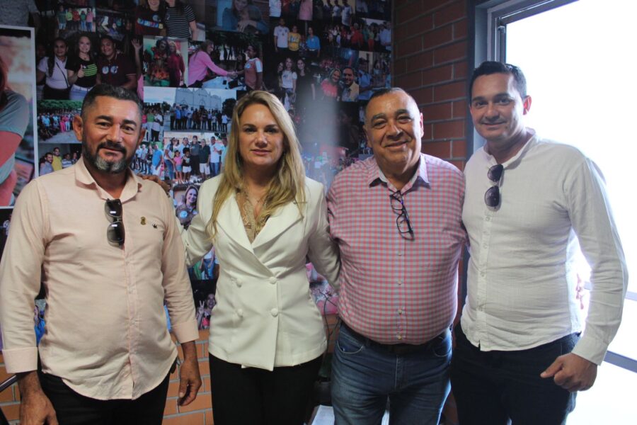 Vereadores cumprem agenda em Teresina e cobram melhorias no DER e Agespisa para Curimatá