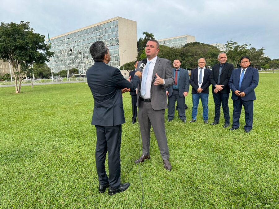 Nestor Elvas, na Marcha dos Prefeitos (Foto: Redes Sociais)