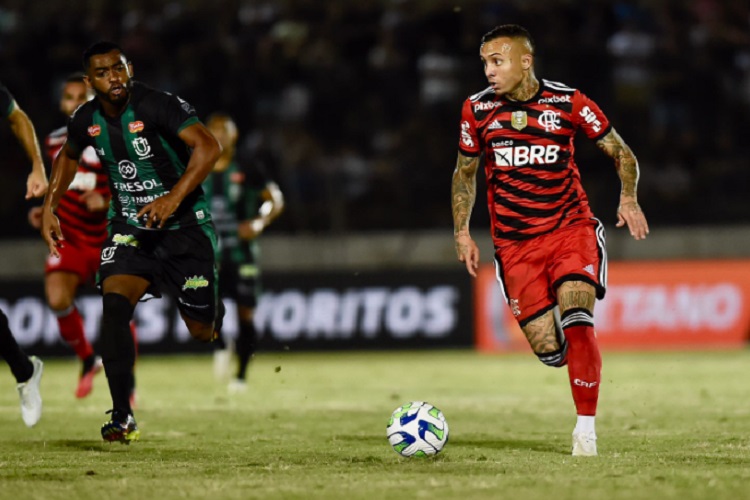 Sem VP Flamengo perde para o Maringá-PR na Copa do Brasil e aumenta a crise