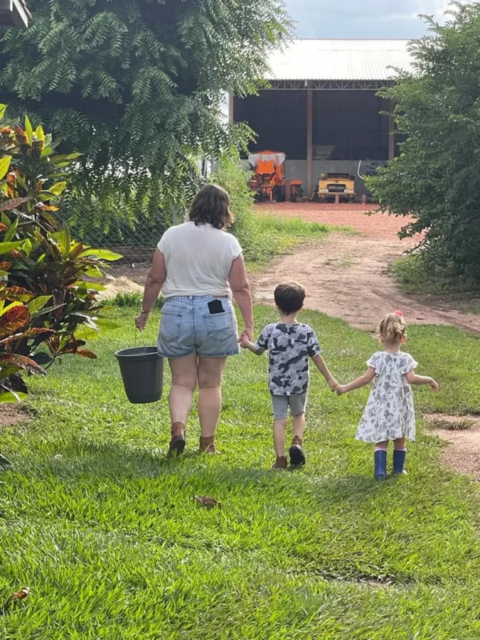 Rosângela com os filhos - Mulheres do Agro no Piauí — Foto: Arquivo pessoal