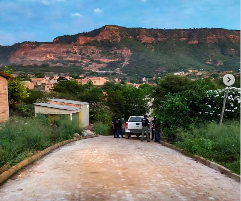 Polícia prende três acusados de tráfico de drogas e posse ilegal de arma em Bom Jesus