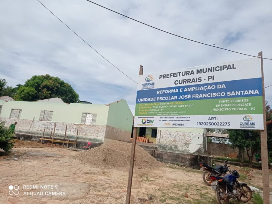 Prefeitura de Currais realiza reforma e ampliação em Escola no Brejo da Conceição
