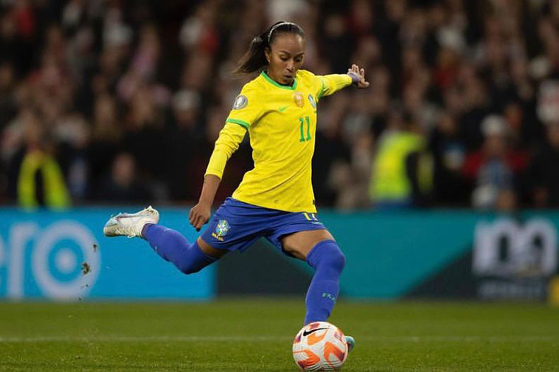 Piauiense Adriana Silva é convocada para a Copa do Mundo Feminina