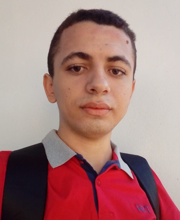 Superação | Filho de agricultores, sem internet em casa, Aluno de São Luís do Piauí é aprovado em Medicina na UFPI