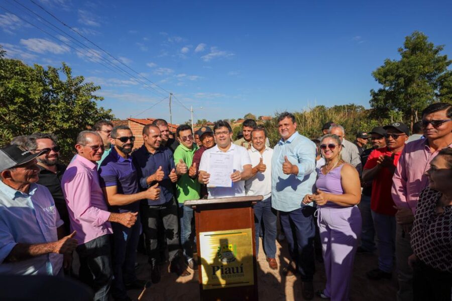 Rafael Fonteles inaugura, visita e autoriza obras de mobilidade em Cristalândia