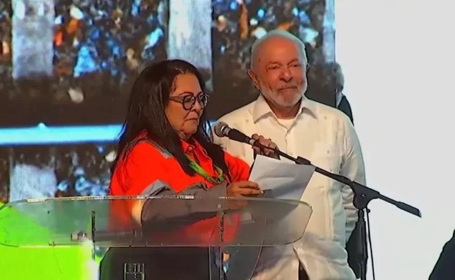 Lula anuncia Ferrovia Oeste-Leste como 1ª obra do novo PAC e pede 'hora extra' para inauguração até 2026