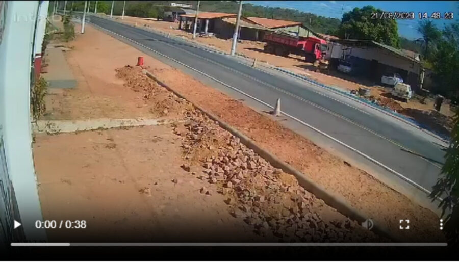 (Vídeo): colisão entre motos deixa dois homens mortos no Sul do Piauí
