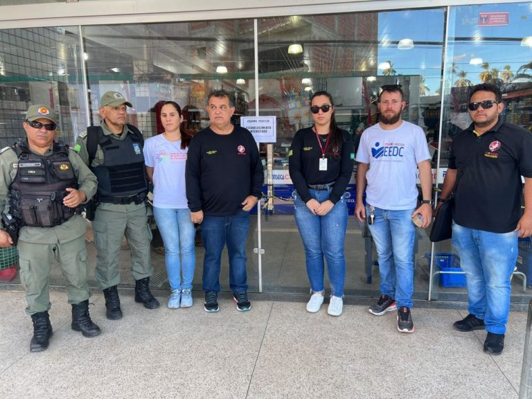 Procon interdita Supermercado em Corrente por venda de 360 ​​itens alimentícios vencidos