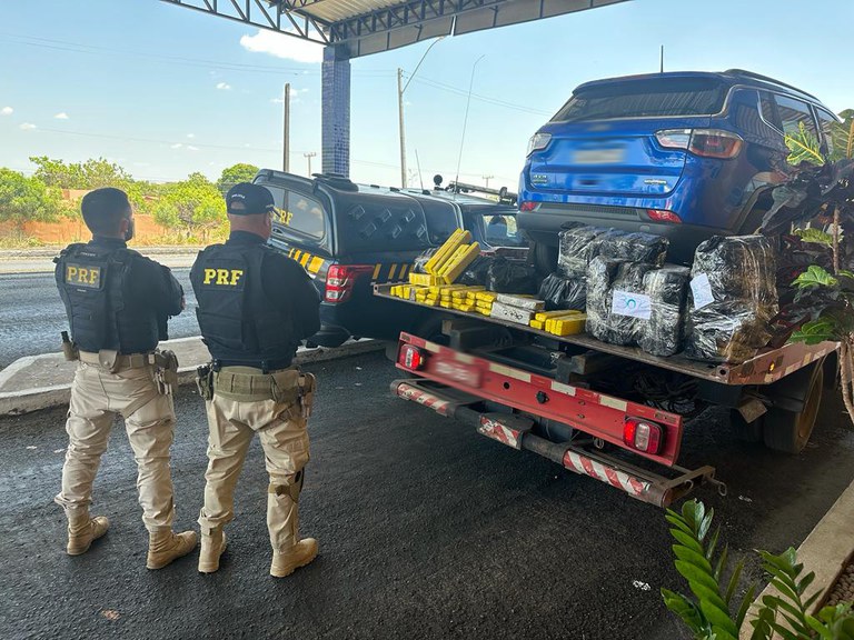 “Cavalo doido” é interceptado pela PRF no Sul do PI com mais de 170 kg de maconha