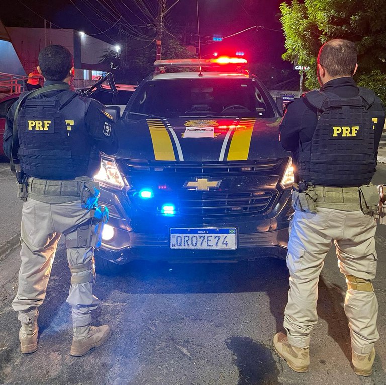 Foragido da Justiça do Distrito Federal por roubo é preso pela PRF no Sul do Piauí