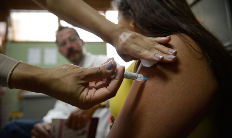 Mais de 40% das adolescentes piauienses não completaram ciclo vacinal contra HPV