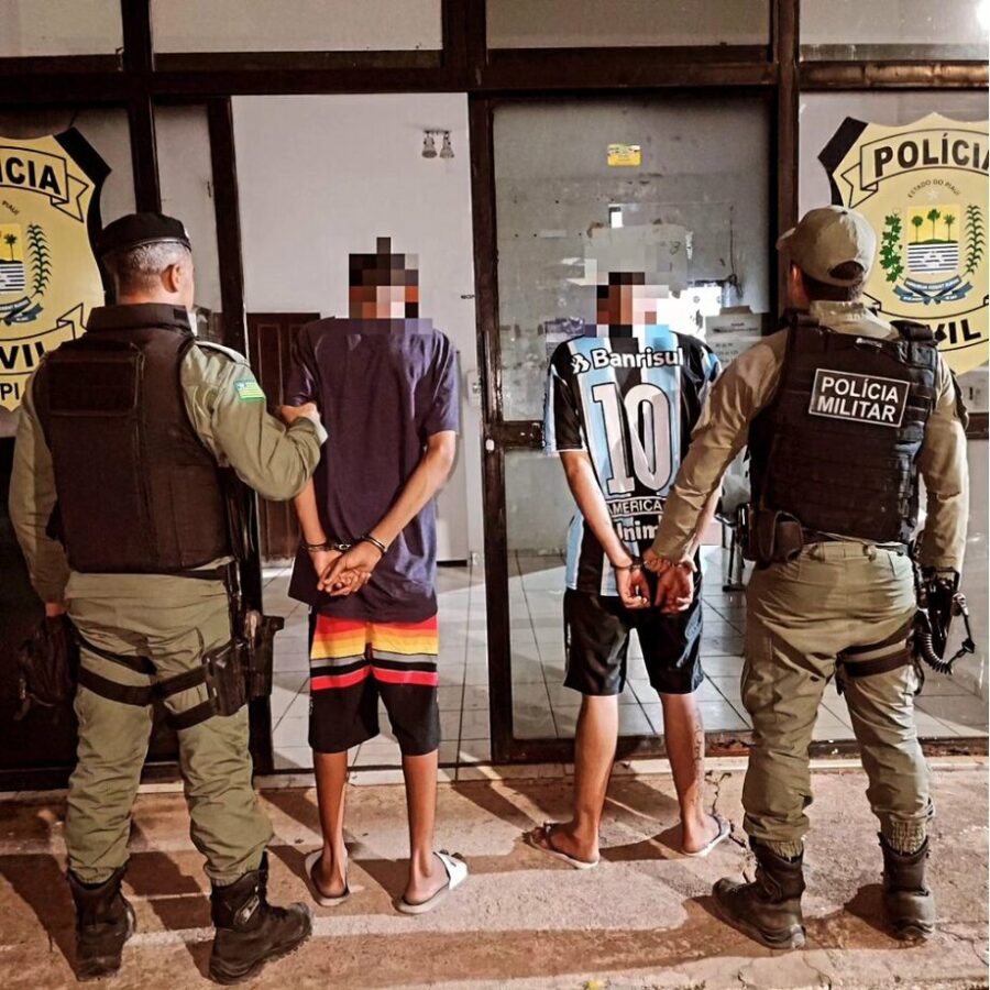 Polícia recupera moto furtada e prende dois suspeitos em Cristino Castro