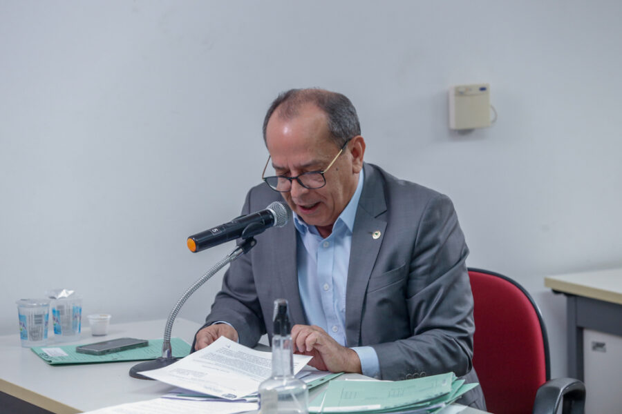 CCJ aprova projeto que autoriza municípios a fazerem concessão para abastecimento de água no Piauí