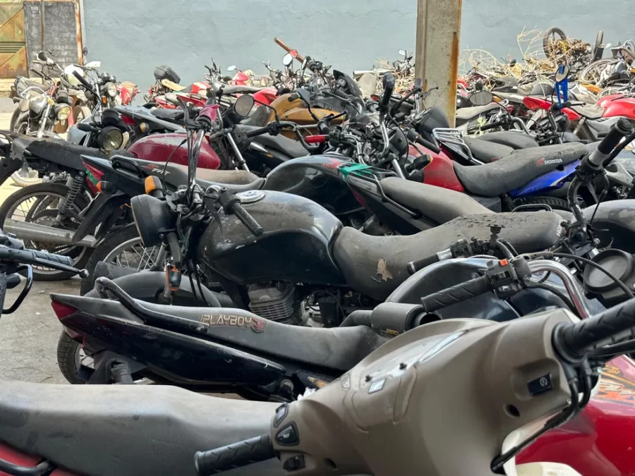 Polícia divulga lista de motos apreendidas que serão devolvidas aos proprietários; confira a lista de veículos