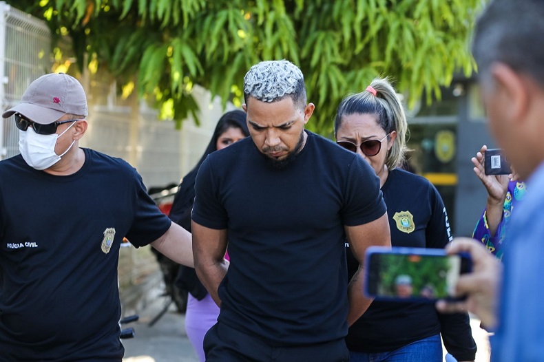 Juiz manda soltar ex acusado de tentar matar influencer com cerca de 25 facadas em Teresina