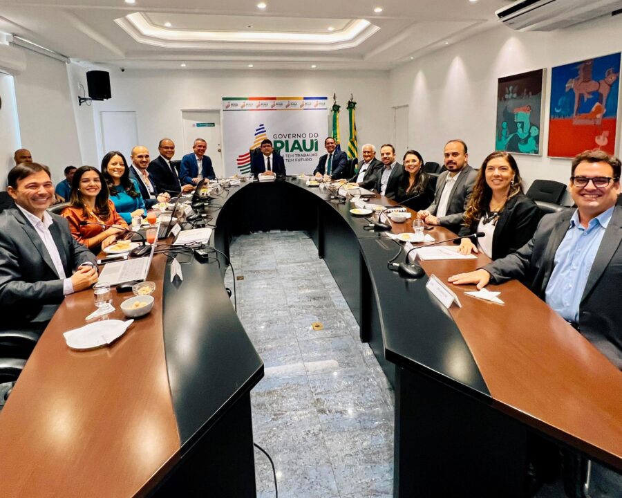 Daniel Oliveira e Rafael Fonteles se reúnem para alinhar metas da Semarh