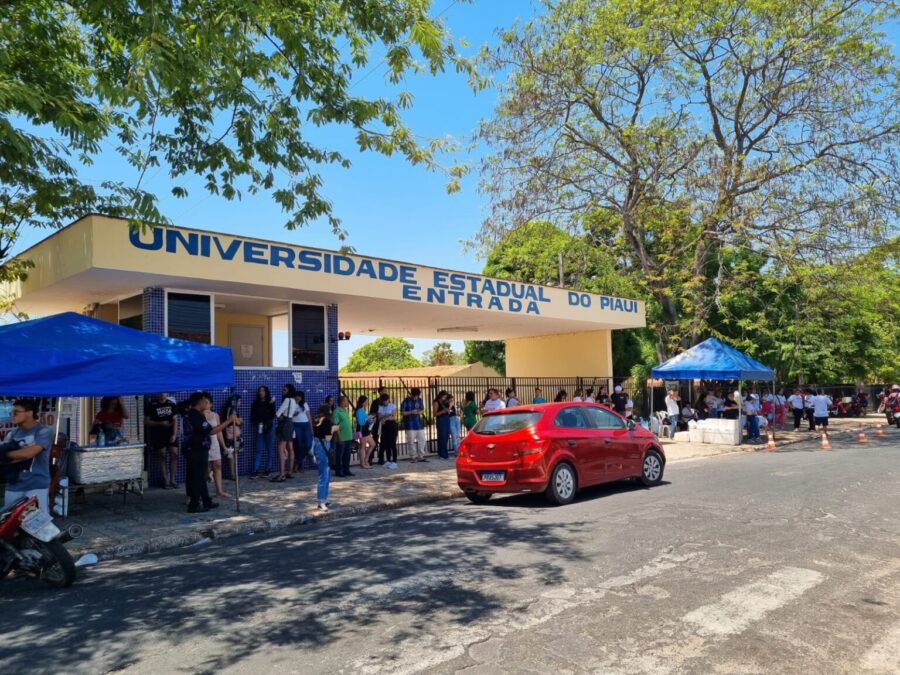Enem: candidatos são eliminados em Floriano após telefone tocar