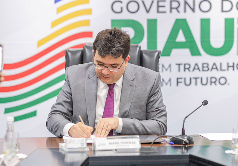 Rafael Fonteles assina empréstimo de R$ 600 milhões para a agricultura familiar
