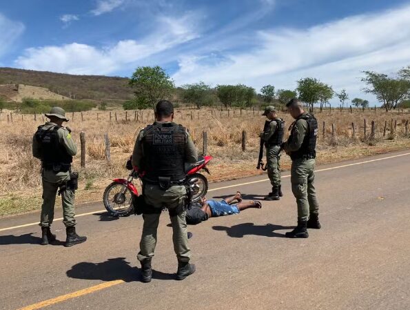 Suspeito de estuprar professora é preso enquanto tentava fugir no Sul do Piauí