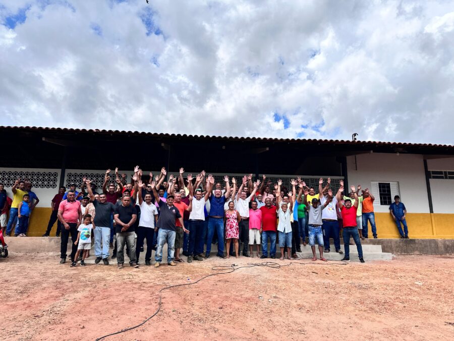 Prefeitura de Bom Jesus inaugura UBS Cabeceiras e faz entrega de máquinas agrícolas no Corrente dos Matões