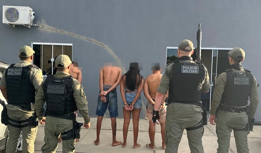 Polícia apreende 4 suspeitos por trafico de drogas em Curimatá, Sul do Piauí