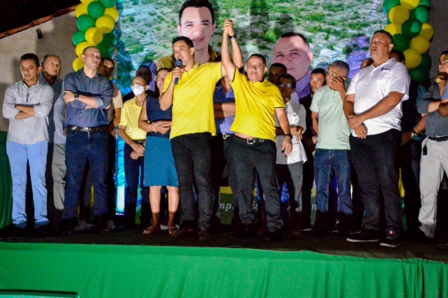 Prefeito Moreninho de Avelino Lopes anuncia não disputar reeleição em 2024 e indica Professor Flávio como Pré-Candidato
