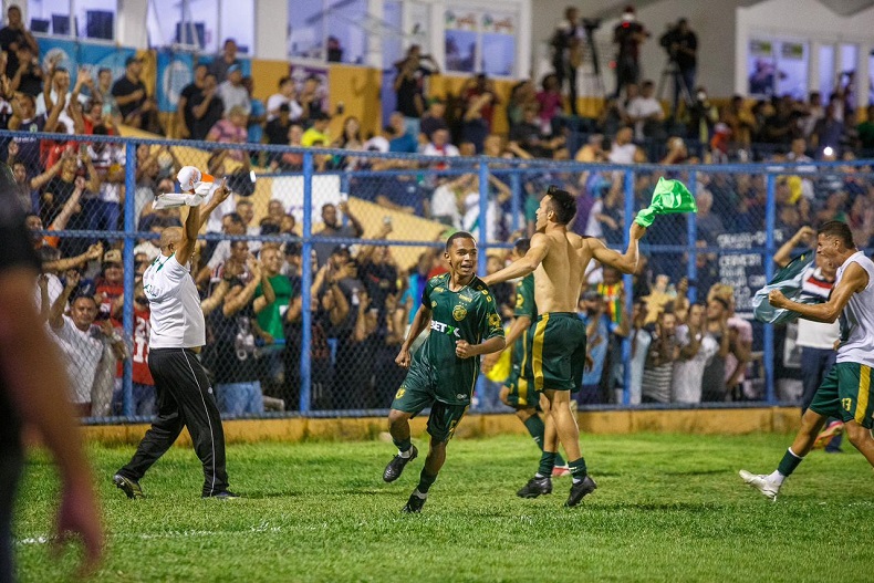 Em decisão com 24 pênaltis, Altos supera Santa Cruz e chega a 2ª fase da pré-copa
